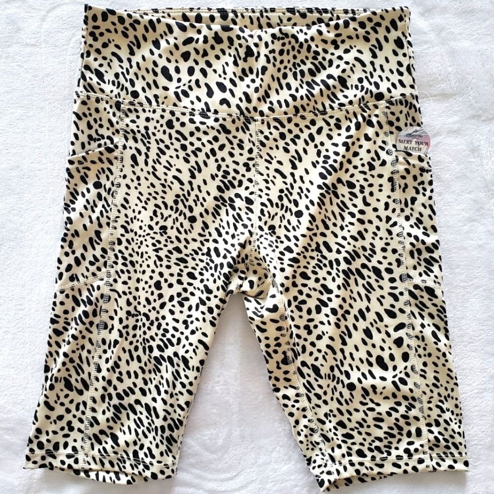 EMBRACELIFE Animal Print High Waist Athleisure Biker Shorts—NWT--XL